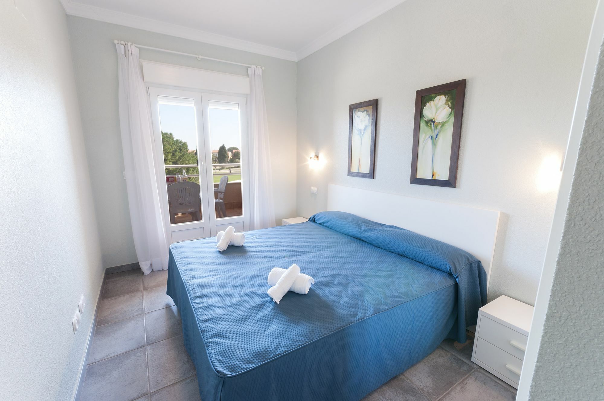 Camelot Vila Oliva Exterior foto